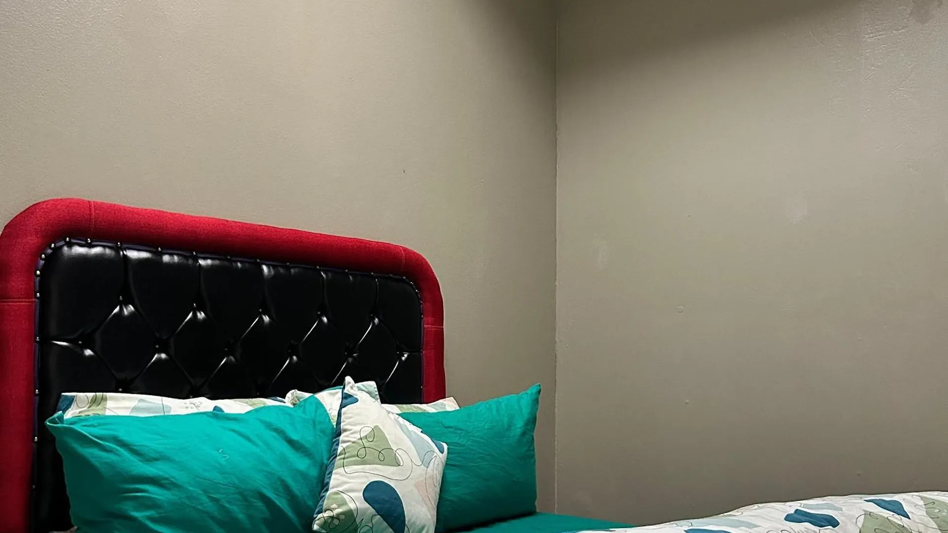 Capsule hotel Ngena Sleep & Go Bellville Cbd Cape Town
